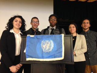 Model UN 